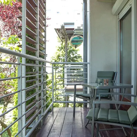 Aranypart Eniko Apartmán